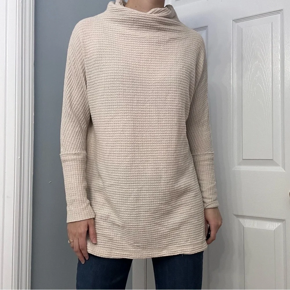 Free People Sweater Turtleneck Thermal Knit White Cream Minimalist Extra Small